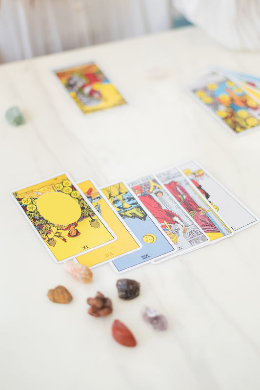 Live in person One Hour Tarot Card Reading via Google Meet, Phone or Facetime. Full deck, 1-2 spreads. Law of Attraction..